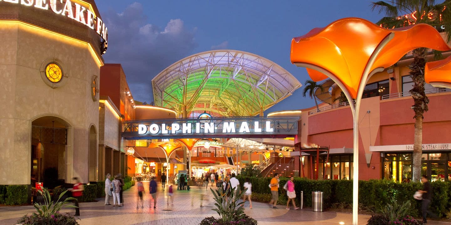 Where to Go Shopping in Miami: Best outlet malls - 2024